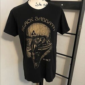 Black Sabbath Band Music Black Distressed US 78 Reproduction Graphic T-Shirt